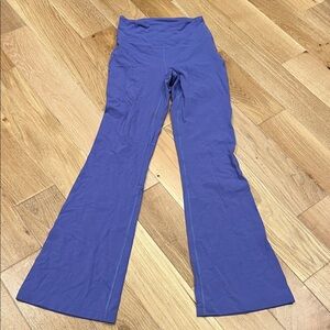 Lululemon groove nulu high waisted flare pants size 6
